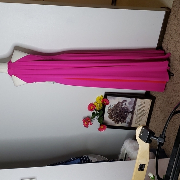 NEW Alex Marie Kensley Criss Cross Halter Gown Fuchsia Pink Goddess Castlecore - Picture 15 of 16